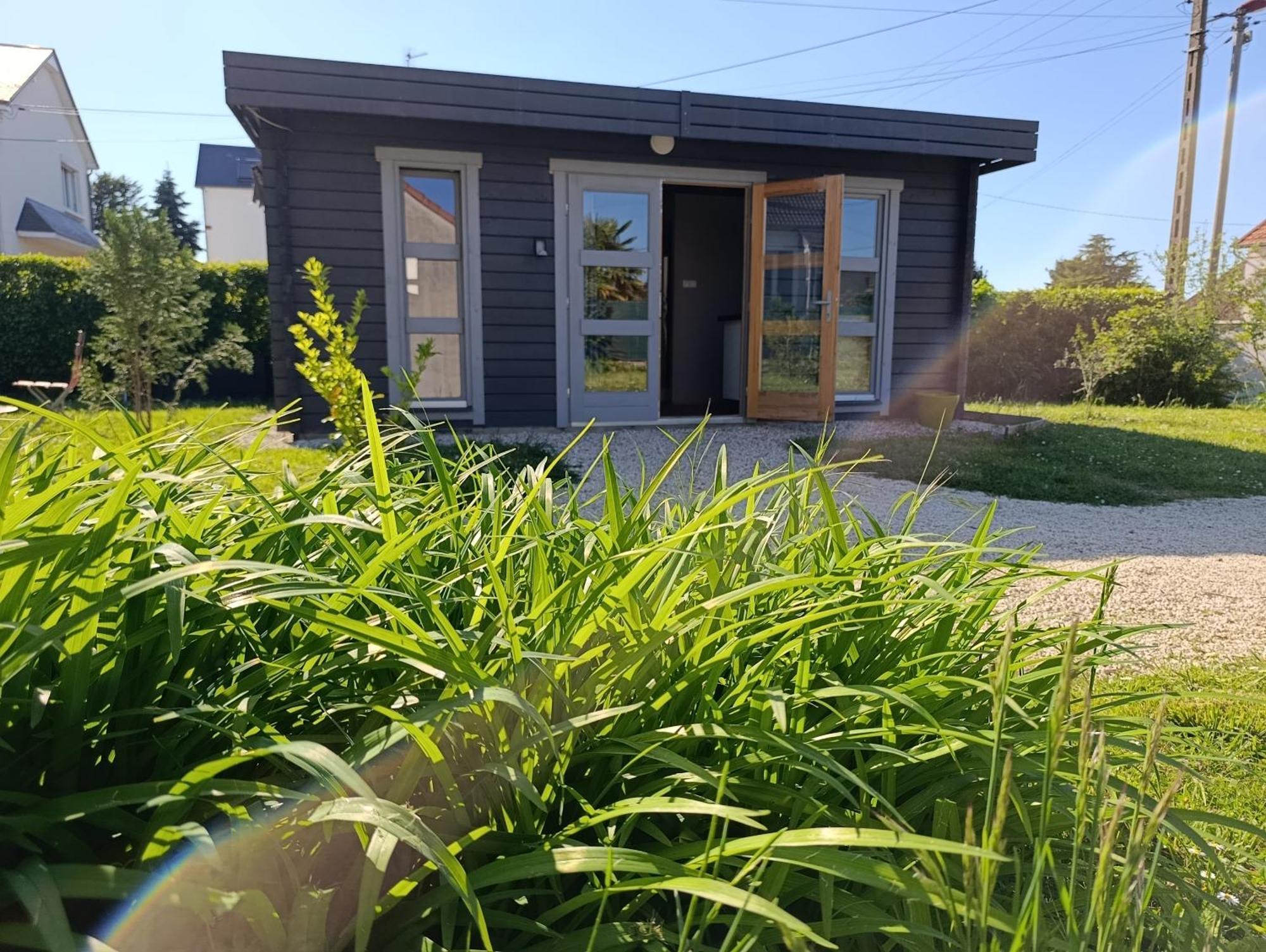 Tiny House Toute Equipee Avec Jardin Saint-Florent-sur-Cher Dış mekan fotoğraf